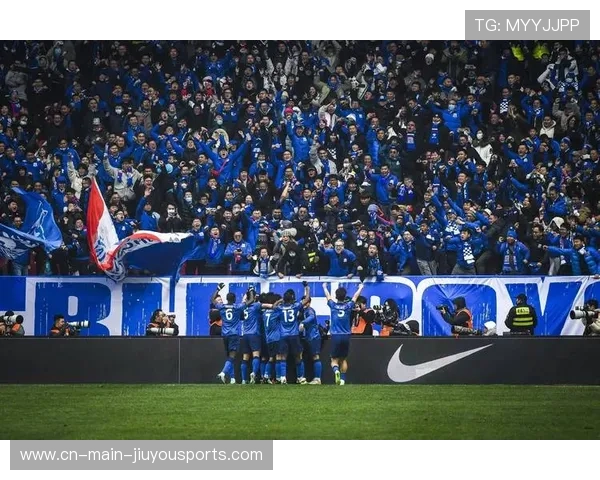 上海申花拉唐边路传中制造混乱——极致攻势背后的战术与品牌共振